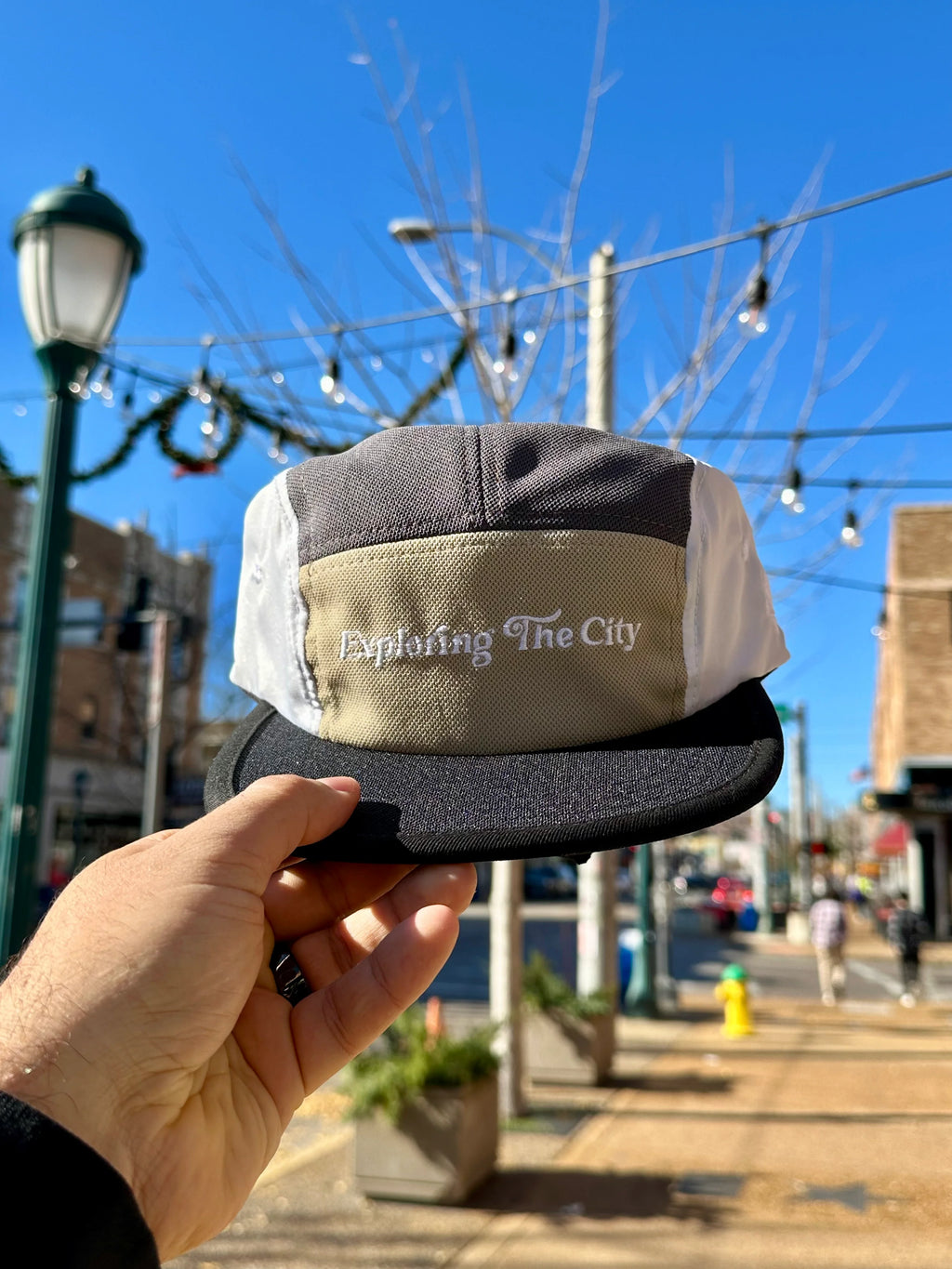 NOVAHAT Recycled Runners Hat - Exploring The City