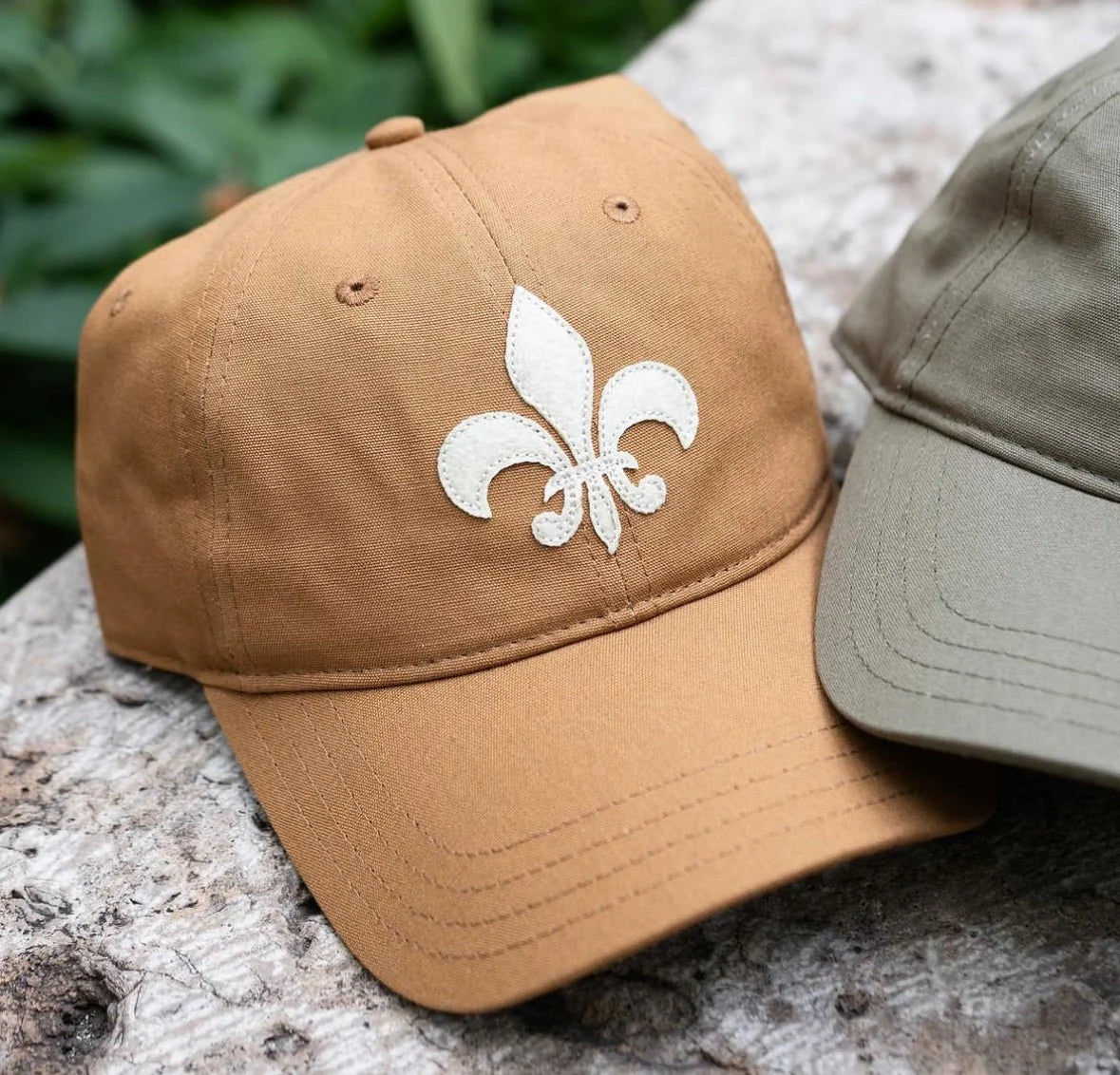 NOVAHAT Organic Felt Fleur-de-Lis Dad Cap