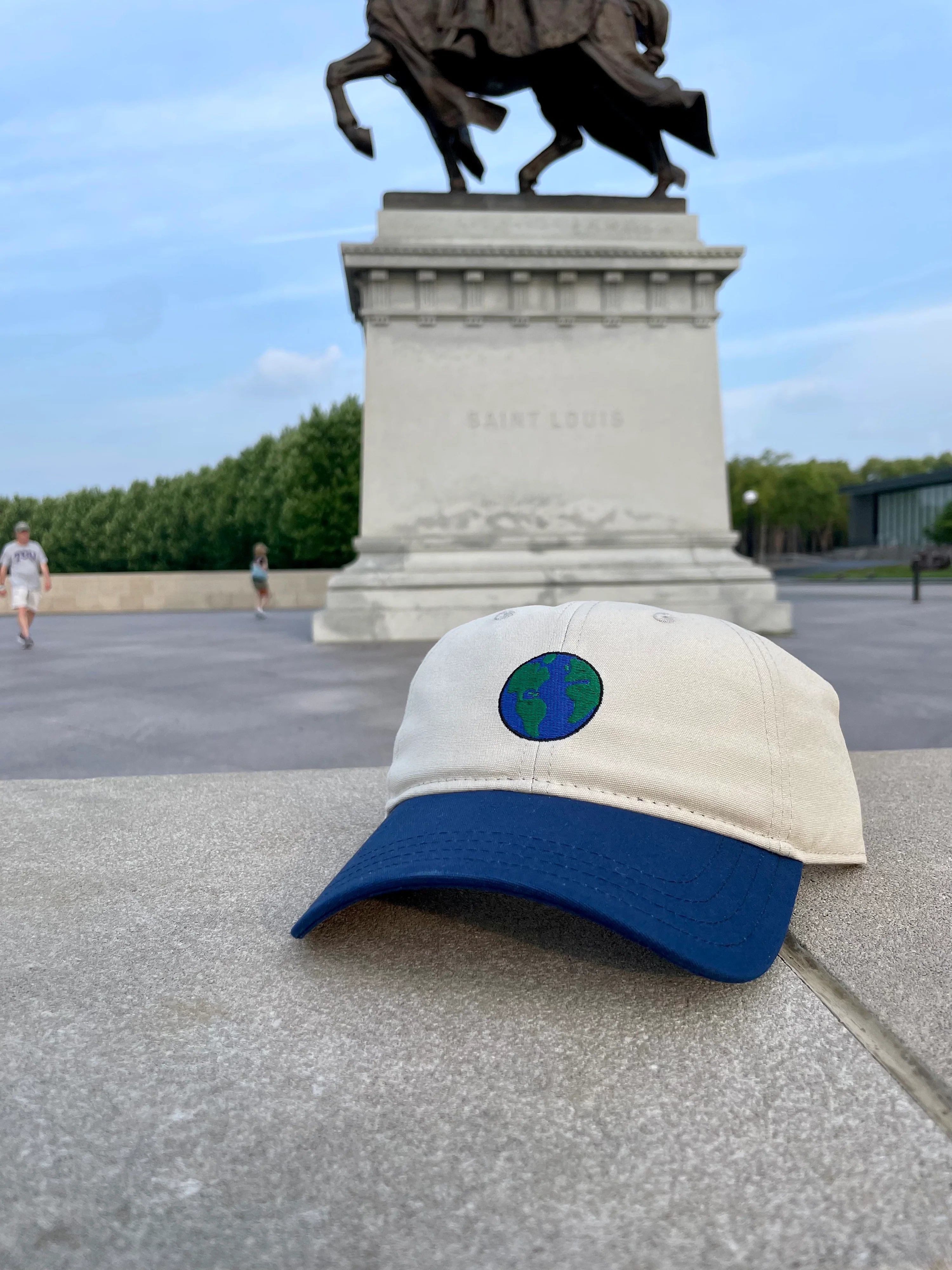 NOVAHAT Organic Globe Dad Hat
